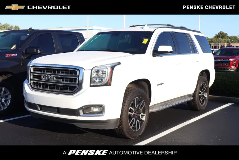 2019 Gmc Yukon SLT photo 1