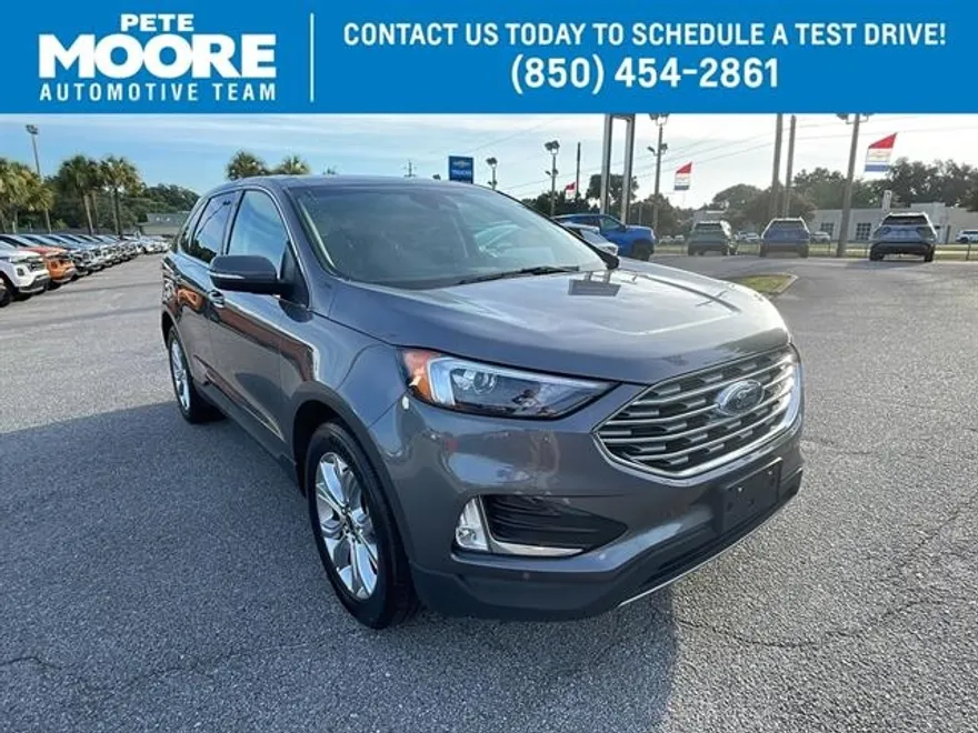 2024 Ford Edge Titanium photo 1
