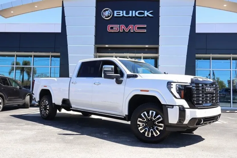 2025 Gmc Sierra 3500 HD Denali Ultimate photo 1