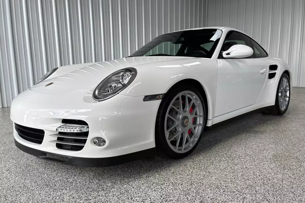 2010 Porsche 911 Turbo Sport Classic photo 1