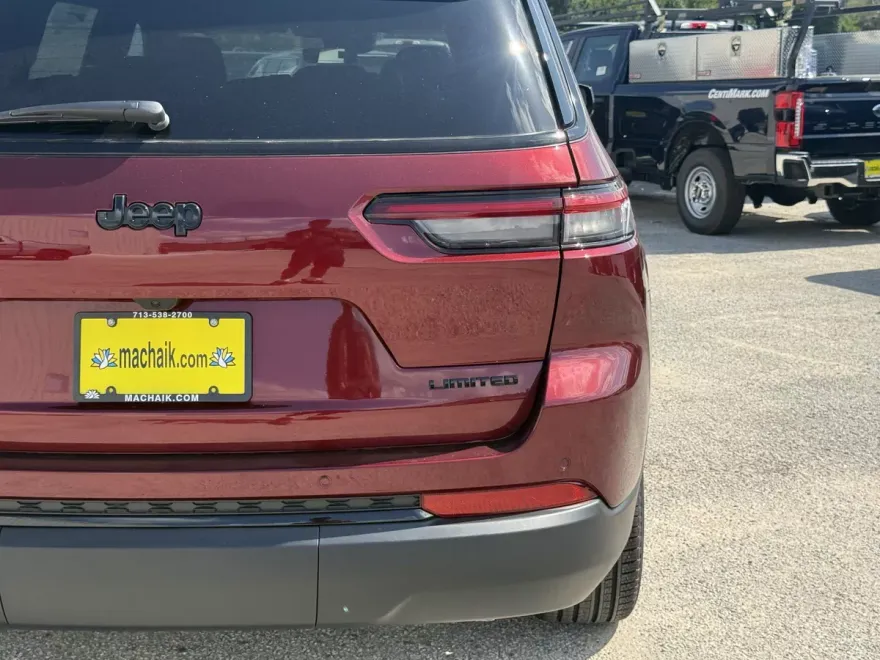 2025 Jeep Grand Cherokee Limited photo 1
