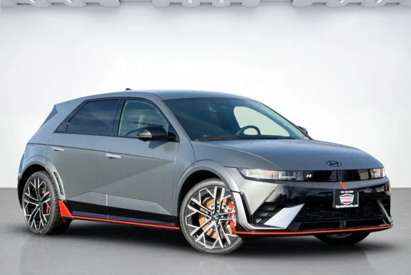 2025 Hyundai Ioniq 5 N photo 1