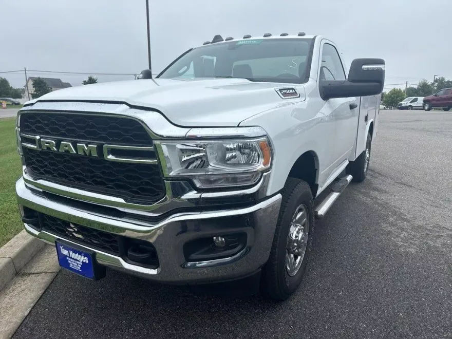 2023 Ram 2500 Tradesman photo 1
