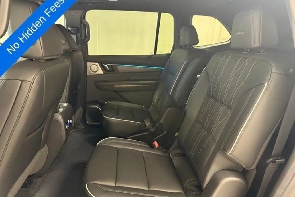 2026 Buick Enclave Avenir photo 1