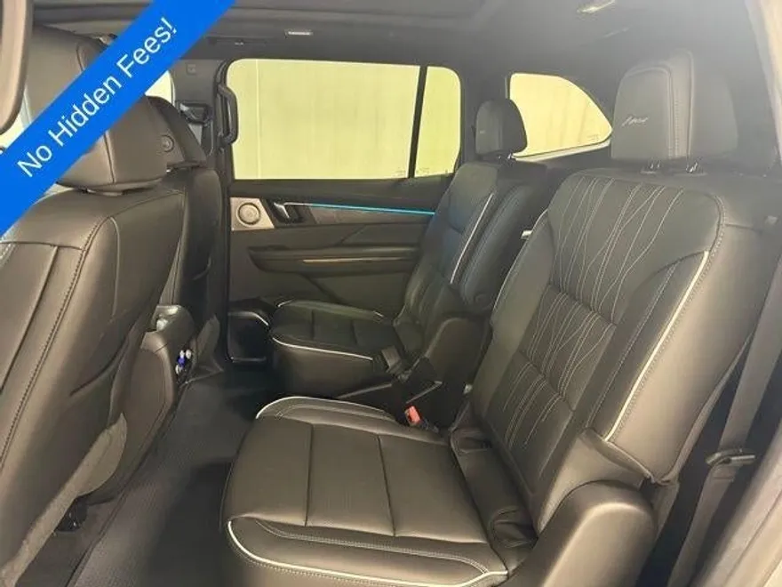 2026 Buick Enclave Avenir photo 1