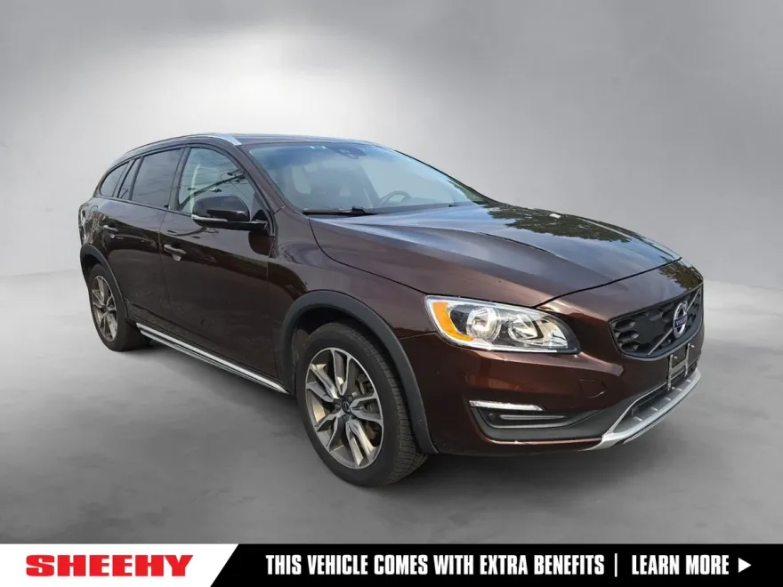 2018 Volvo V60 Cross Country T5 AWD photo 1