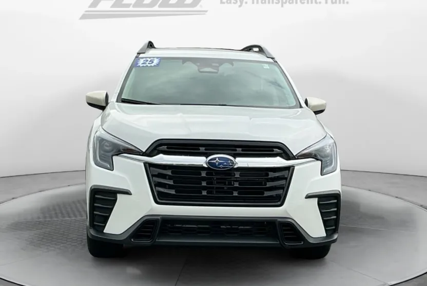 2025 Subaru Ascent Premium photo 1