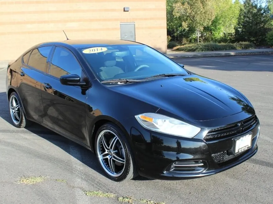 2014 Dodge Dart SE photo 1