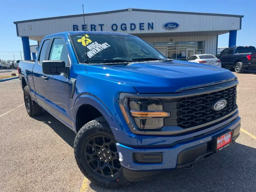 2025 Ford F-150 STX photo 1