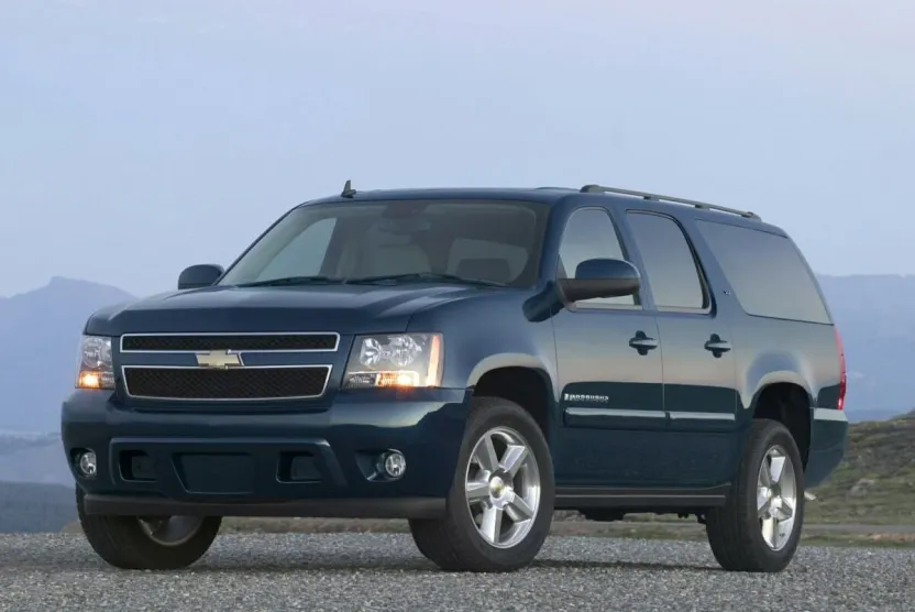 2007 Chevrolet Suburban 1500 LTZ photo 1