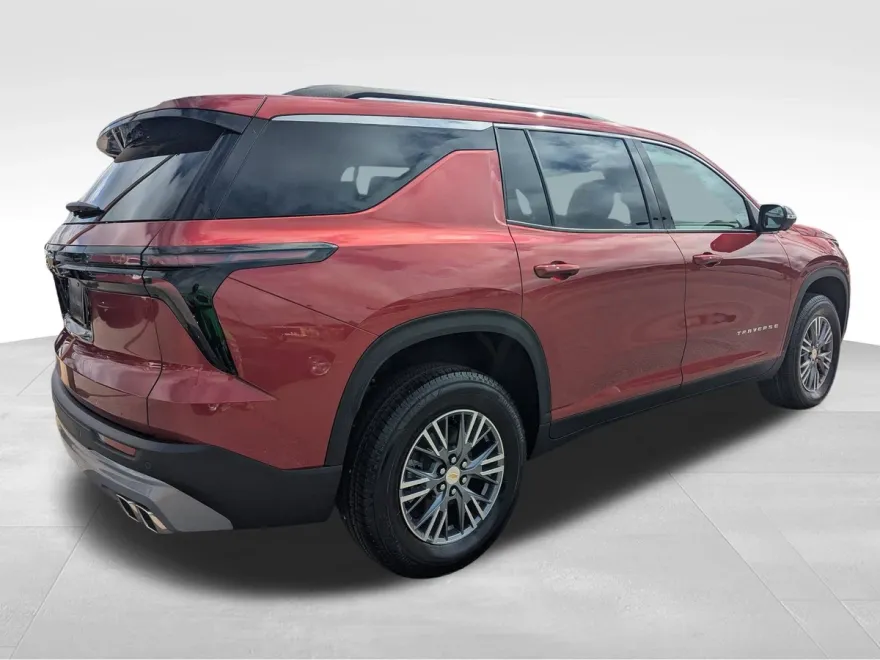 2025 Chevrolet Traverse photo 1