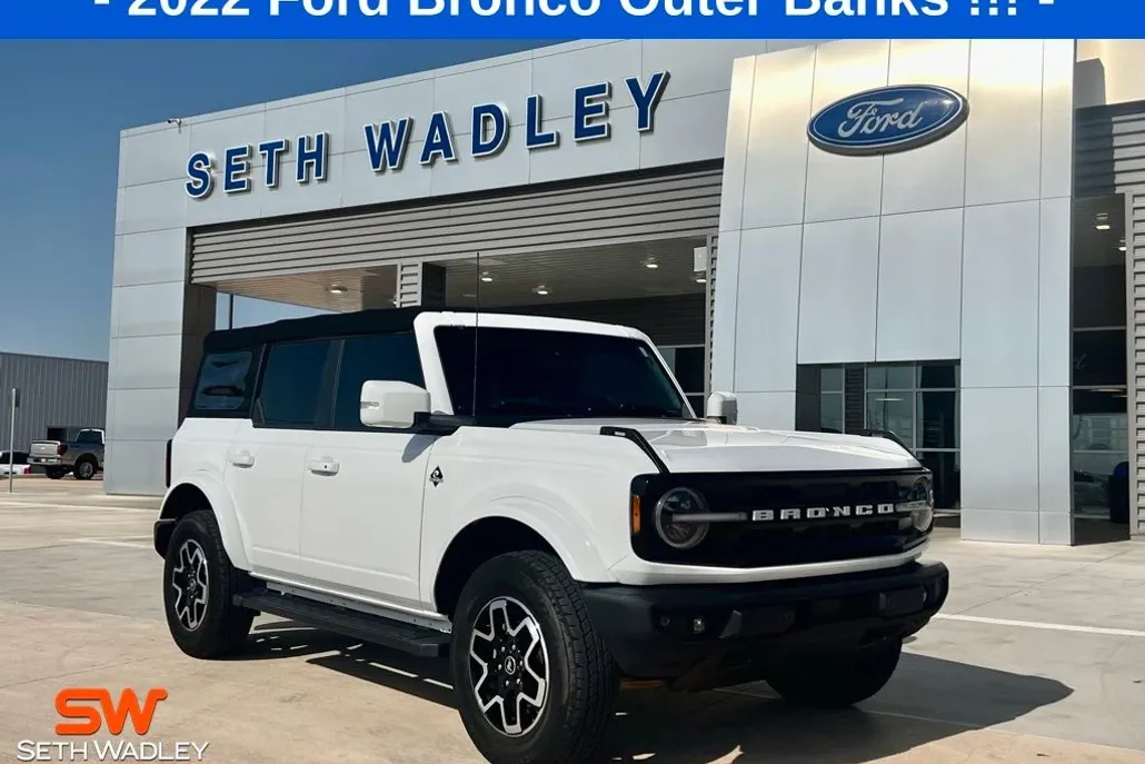 2022 Ford Bronco Outer Banks photo 1