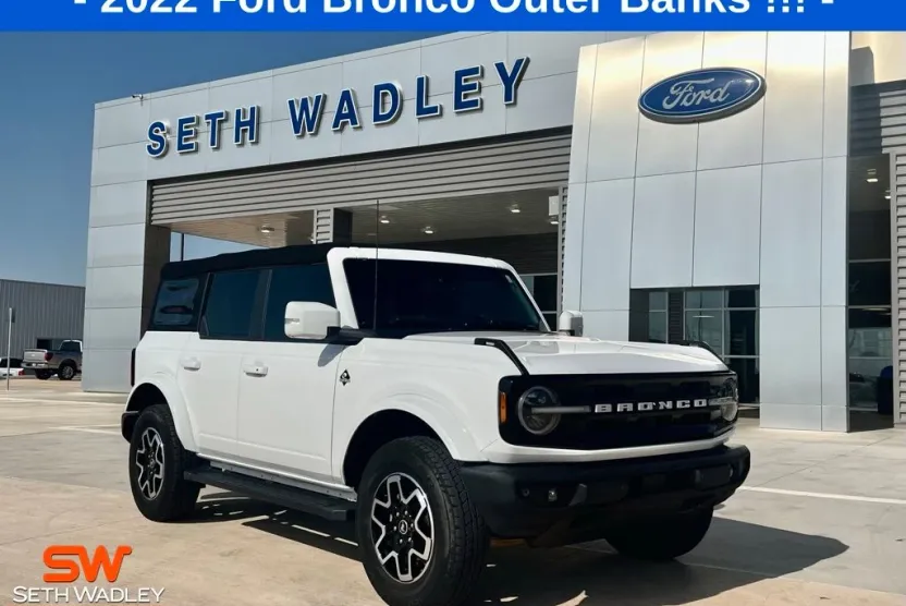 2022 Ford Bronco Outer Banks photo 1