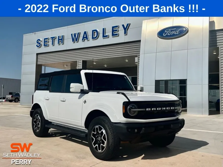 2022 Ford Bronco Outer Banks photo 1