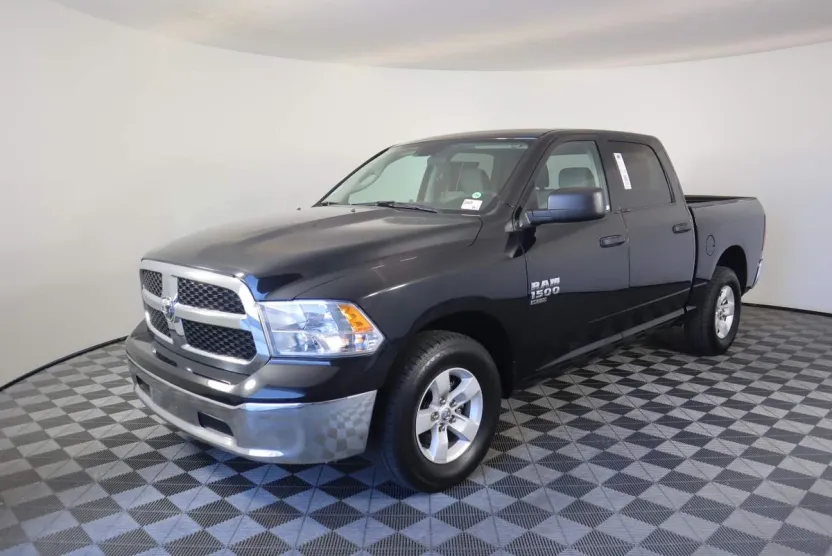 2022 Ram 1500 Classic SLT photo 1