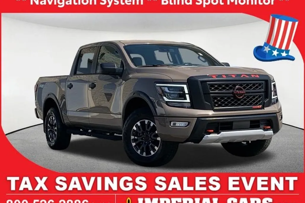 2024 Nissan Titan PRO-4X photo 1