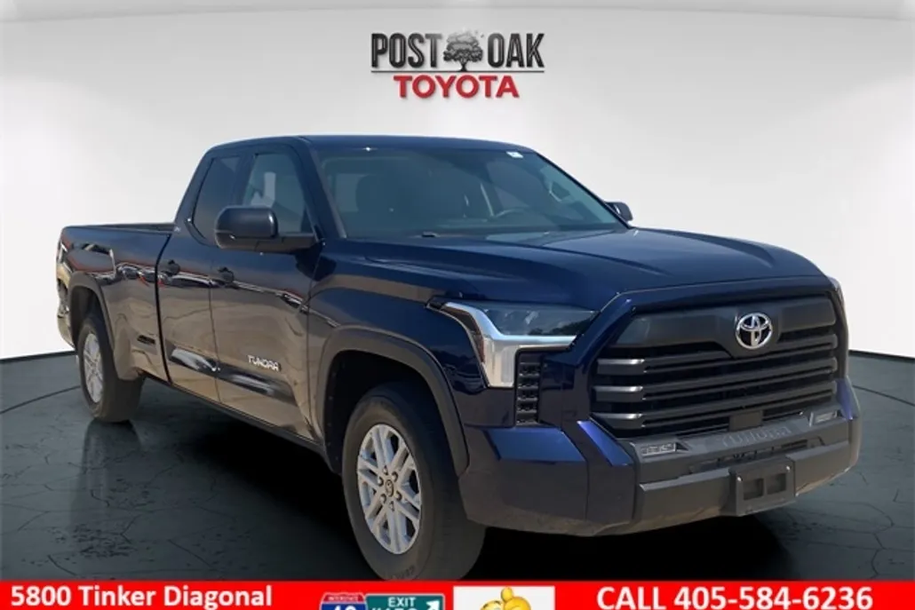 2022 Toyota Tundra SR5 photo 1