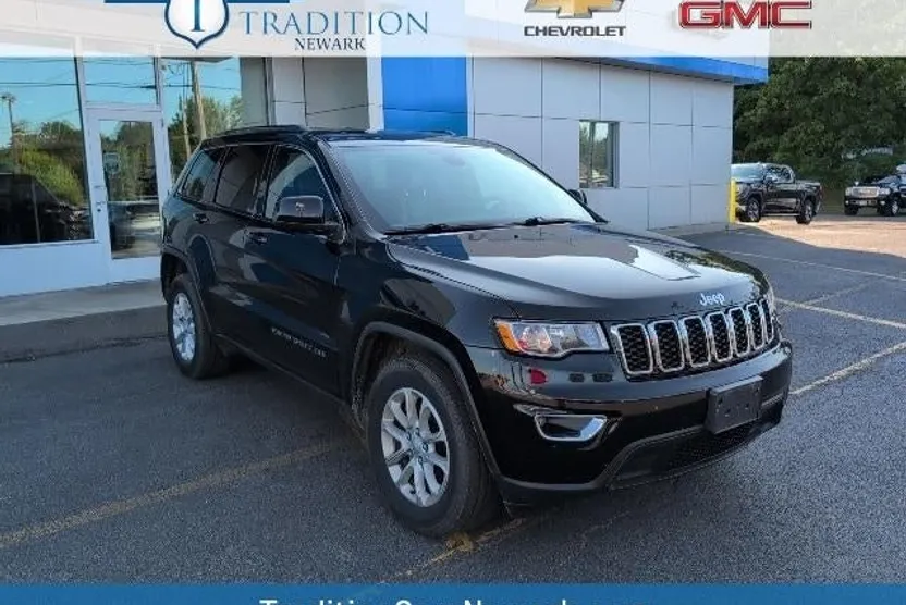 2021 Jeep Grand Cherokee Laredo X photo 1