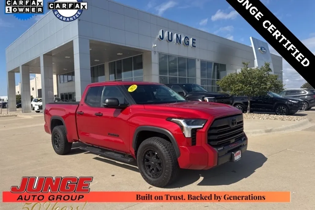 2022 Toyota Tundra SR5 photo 1