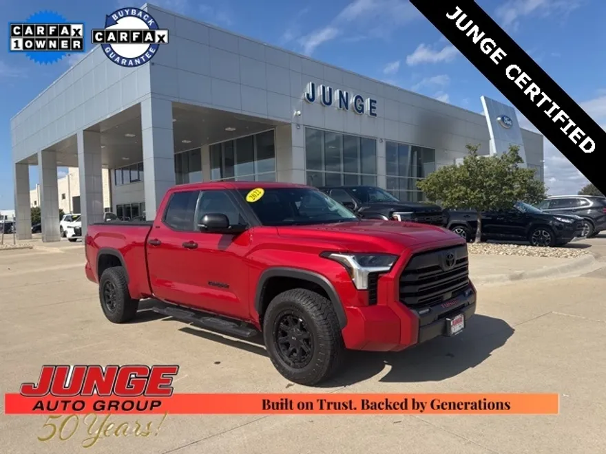 2022 Toyota Tundra SR5 photo 1
