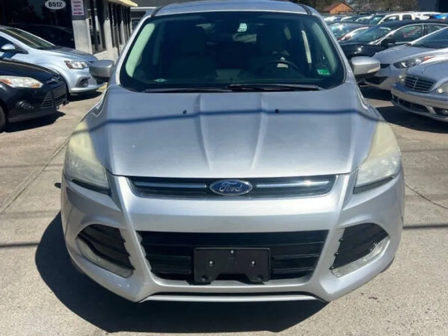 2013 Ford Escape SEL photo 1