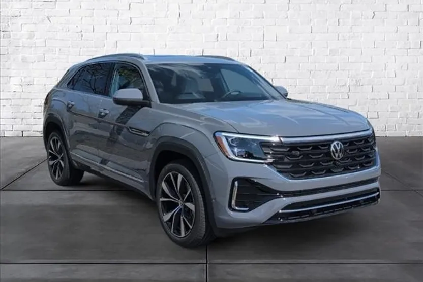 2026 Volkswagen Atlas Cross Sport SEL Premium R-Line photo 1