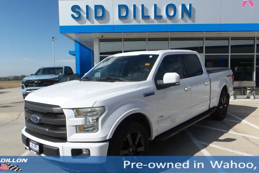 2016 Ford F-150 Lariat photo 1