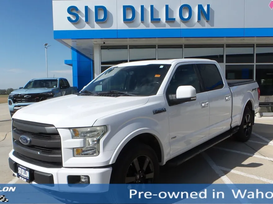 2016 Ford F-150 Lariat photo 1