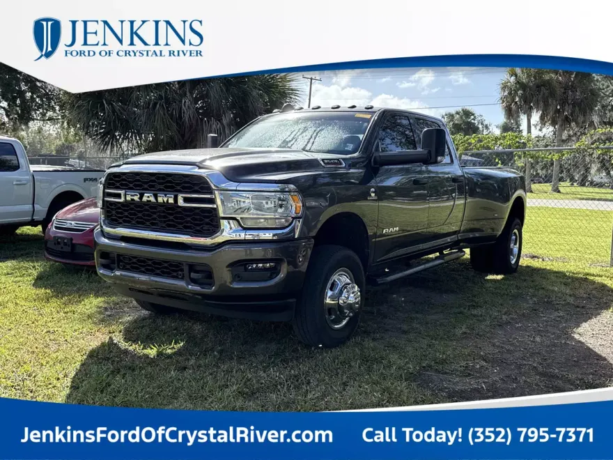 2019 Ram 3500 Tradesman photo 1