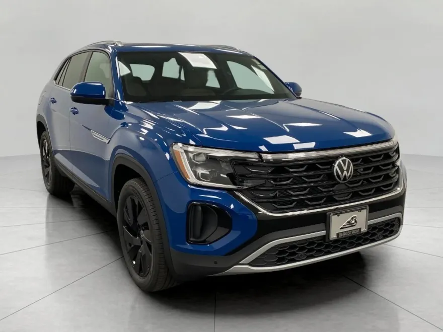 2025 Volkswagen Atlas Cross Sport SE Technology photo 1
