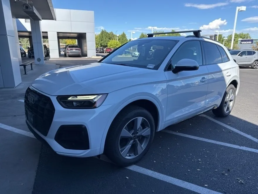 2025 Audi Q5 40 Premium Plus photo 1