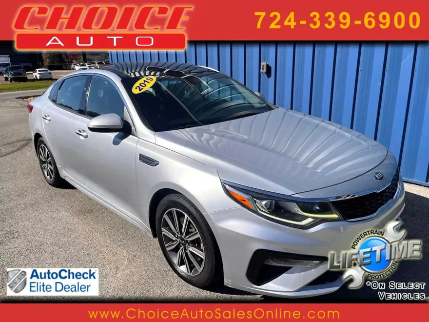 2019 Kia Optima EX photo 1