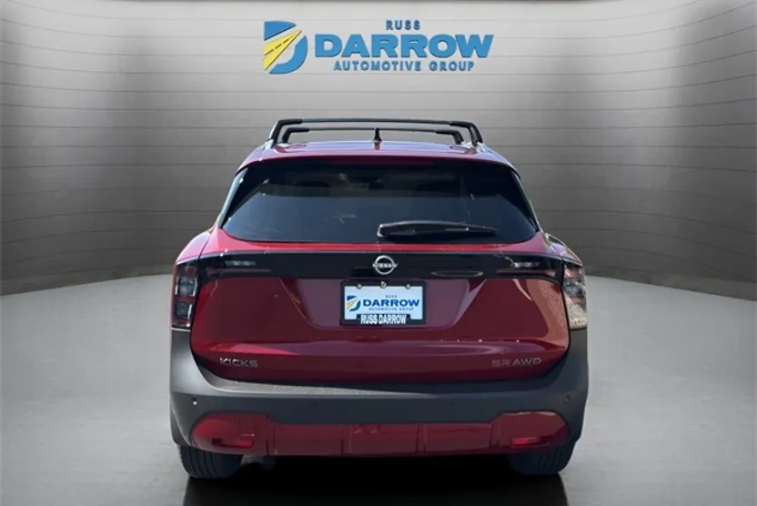 2026 Nissan Kicks SR photo 1