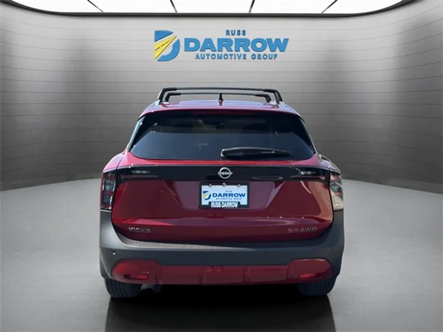 2026 Nissan Kicks SR photo 1