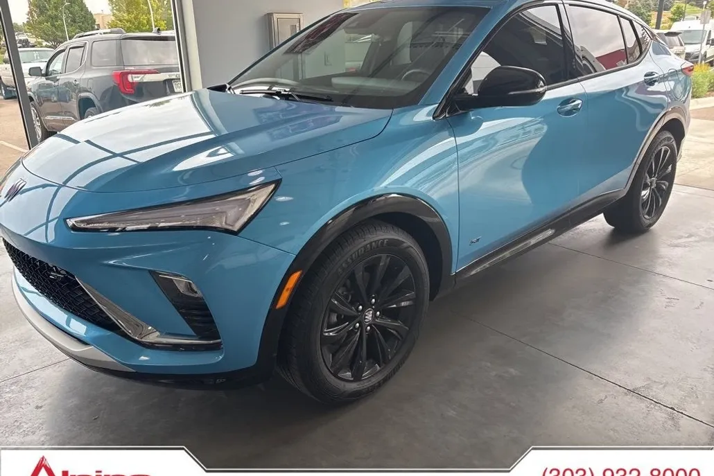 2025 Buick Envista ST photo 1