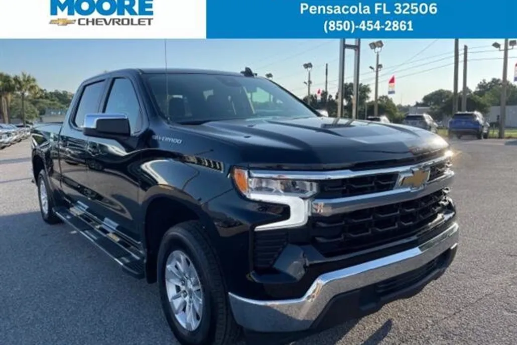 2024 Chevrolet Silverado 1500 LT photo 1