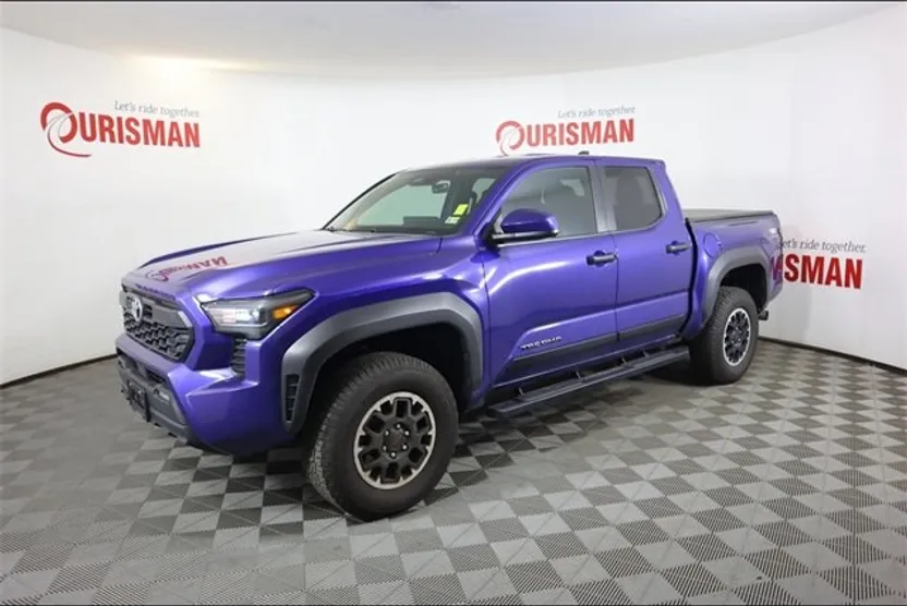 2024 Toyota Tacoma TRD Sport photo 1