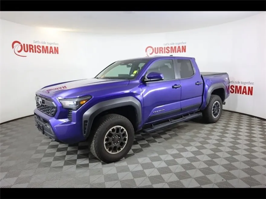 2024 Toyota Tacoma TRD Sport photo 1