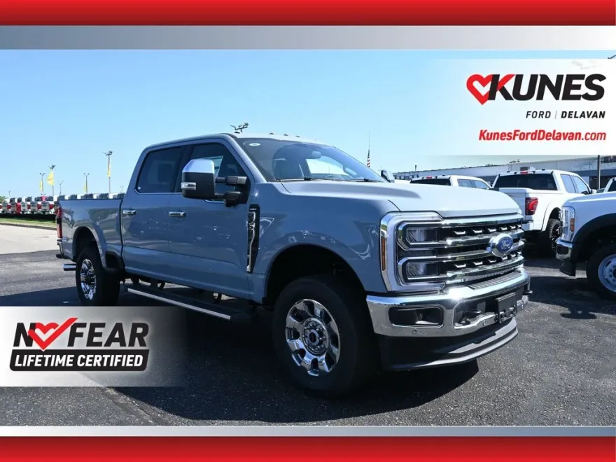 2026 Ford F-250 Lariat photo 1
