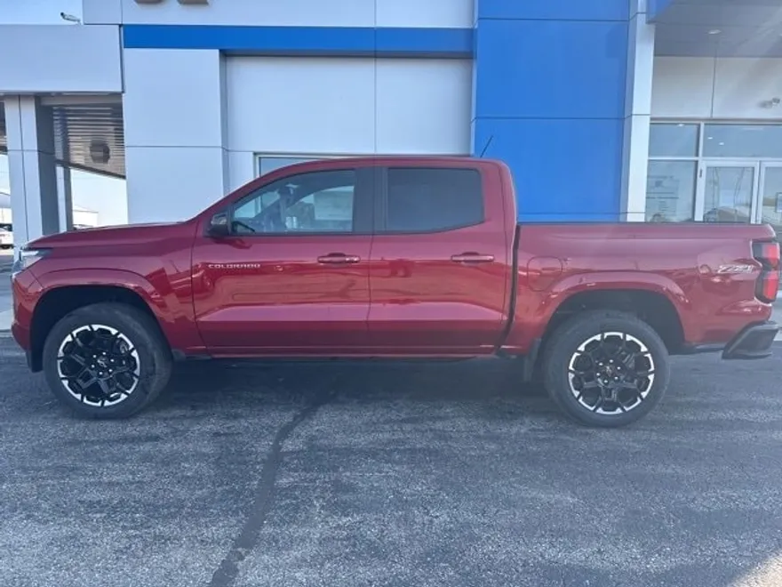 2026 Chevrolet Colorado Z71 photo 1
