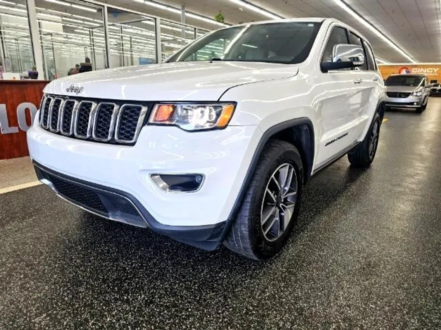 2019 Jeep Grand Cherokee Limited photo 1