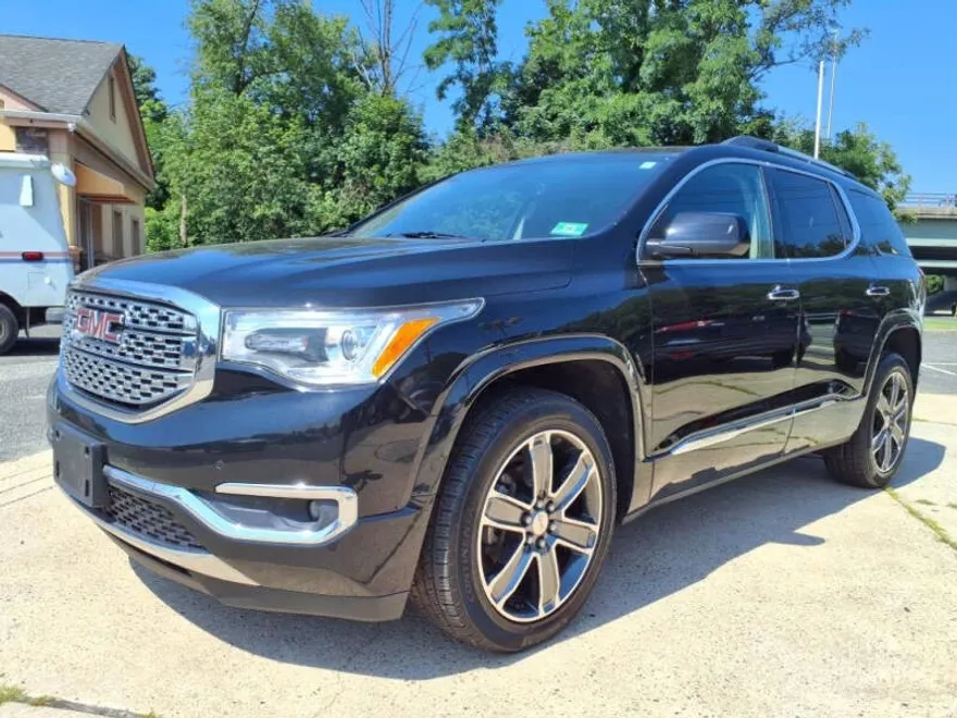 2018 Gmc Acadia Denali photo 1