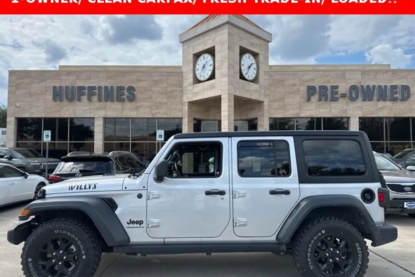 2023 Jeep Wrangler Willys photo 1