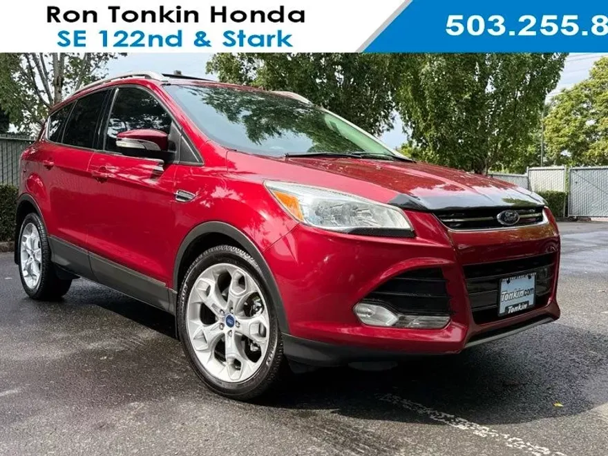 2015 Ford Escape Titanium photo 1