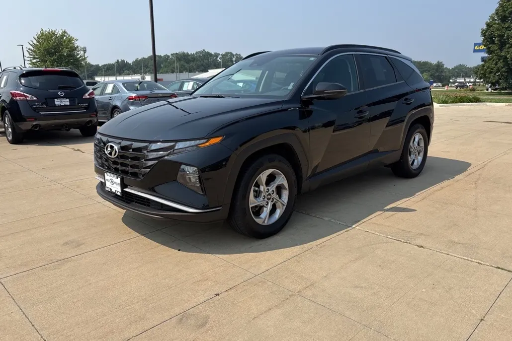 2022 Hyundai Tucson SEL photo 1