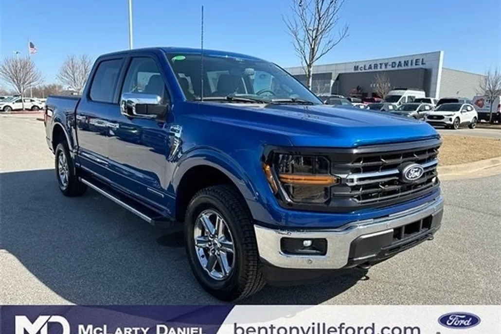 2025 Ford F-150 XLT photo 1