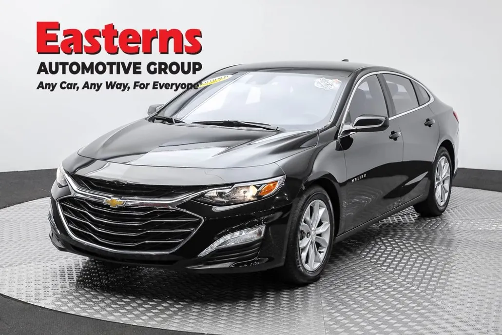 2023 Chevrolet Malibu 1LT photo 1
