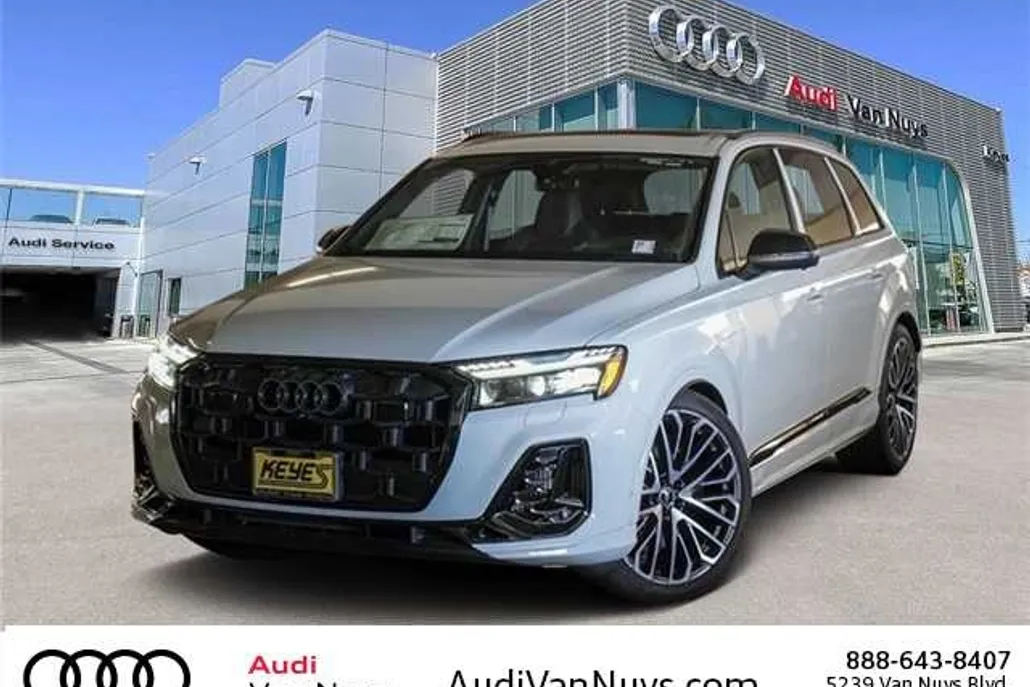 2025 Audi SQ7 Prestige photo 1