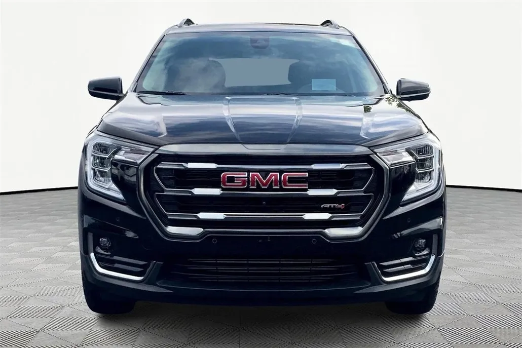 2023 Gmc Terrain AT4 photo 1