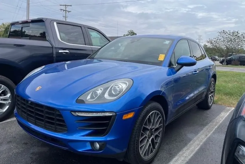 2017 Porsche Macan S photo 1
